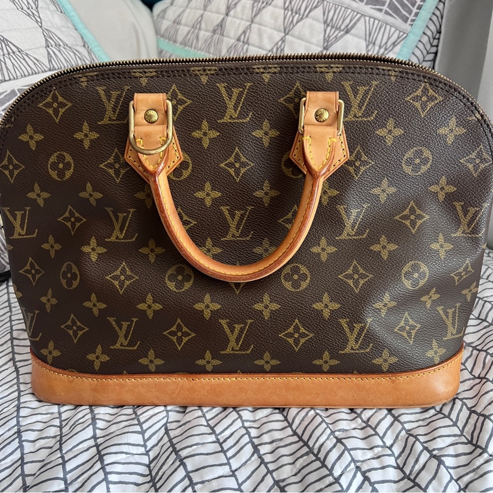 Louis Vuitton Monogram Alma PM